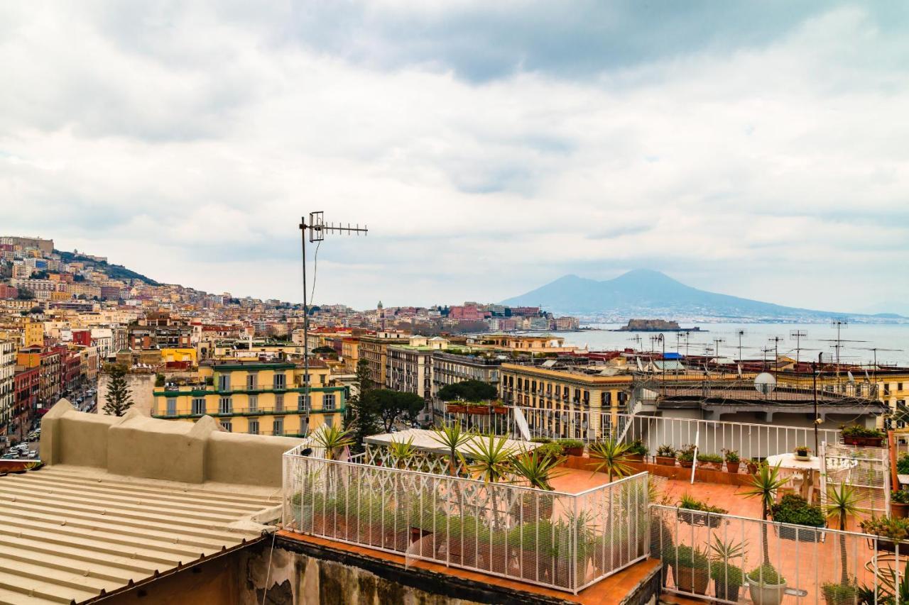 Seaview Apartment In Posillipo By Wonderful Italy เนเปิลส์ ภายนอก รูปภาพ